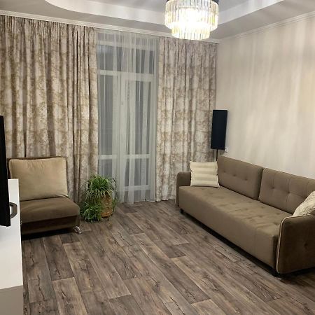2-комнатная квартира на Соборной Николайев Екстериор снимка